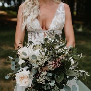 Wedding Dress -Brand New with Tags (Size 4)